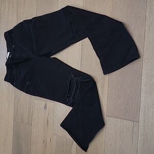 We The Free Jeans Women's sz 31 Black High Rise Loose Leg Distressed Denim Jean